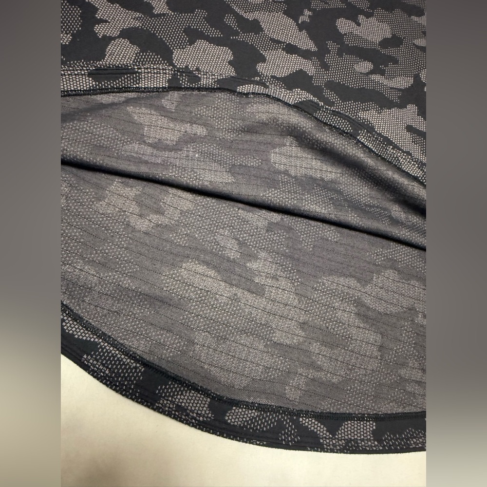 Lululemon Long Distance Short Sleeve - Picture 9 of 11